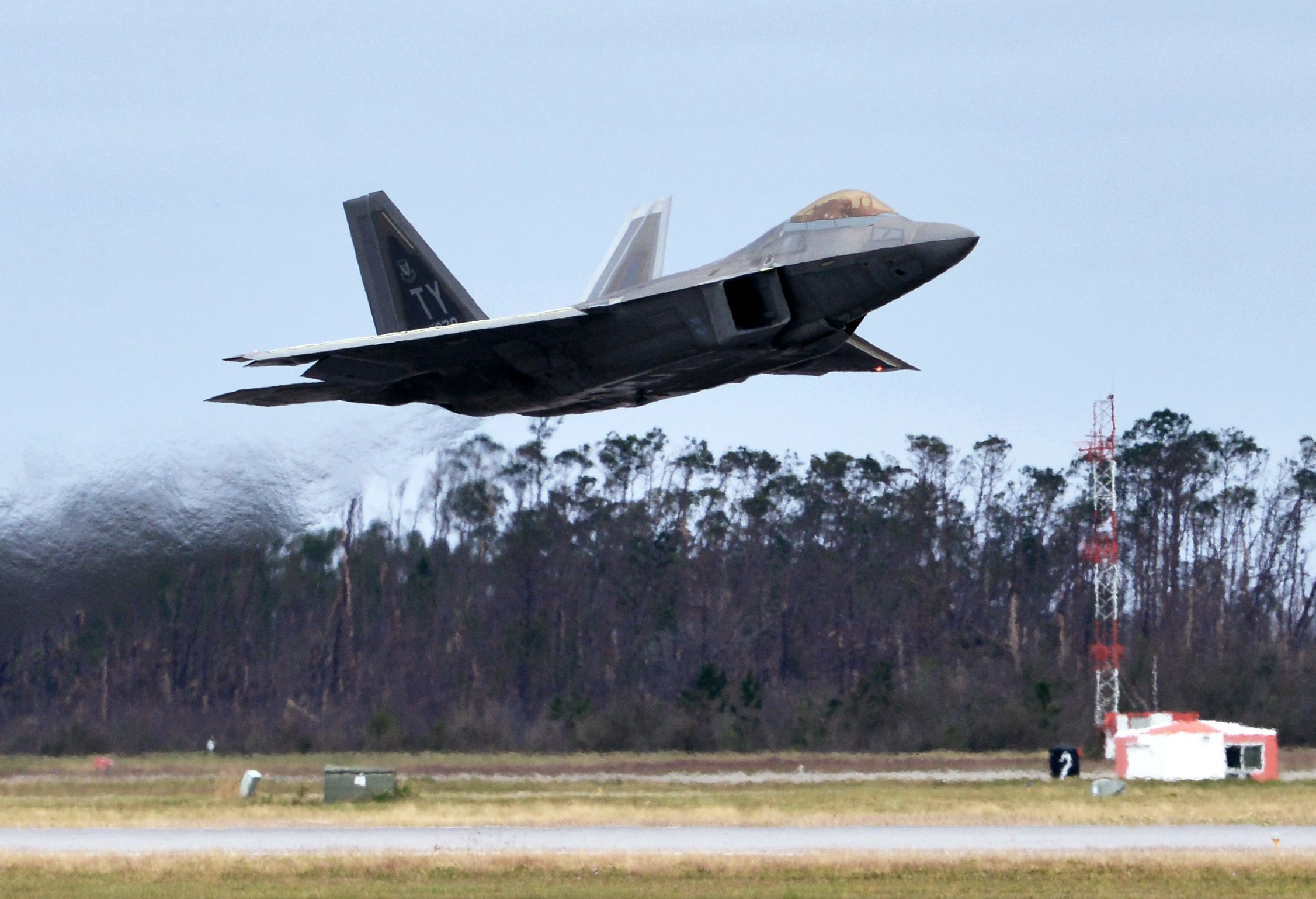 Air Force wants to send Tyndall's F-22 jets to the boneyard