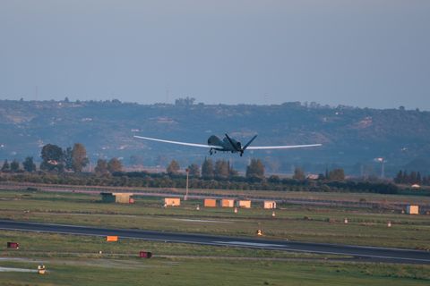 an rq 4 global hawk takes off oct 24, 2018, at naval air station sigonella, italy the aircraft can reach altitudes of 60,000 feet and stay airborne for more than30 hours us air force photo by staff sgt ramon a adelan