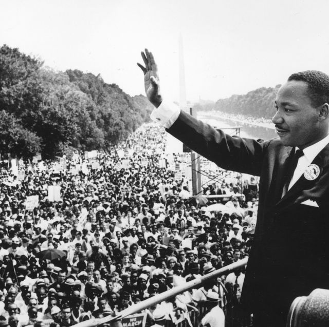 martin luther king addresses crowds during the march on washington at the lincoln memorial washington dc where he gave his i have a dream speech