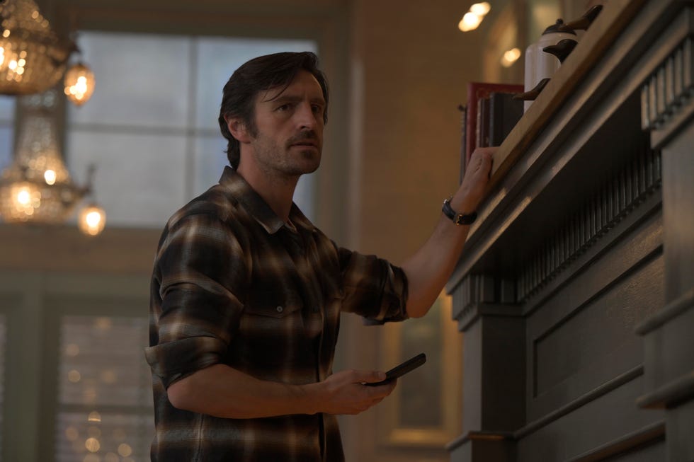 ransom canyon eoin macken as davis in episode 104 of ransom canyon cr anna koorisnetflix © 2024