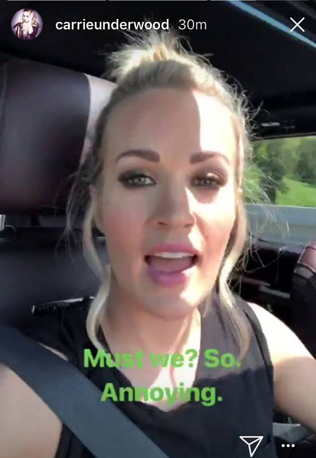 Hair, Face, Eyebrow, Chin, Forehead, Smile, Lip, Selfie, Photo caption, Photography, 