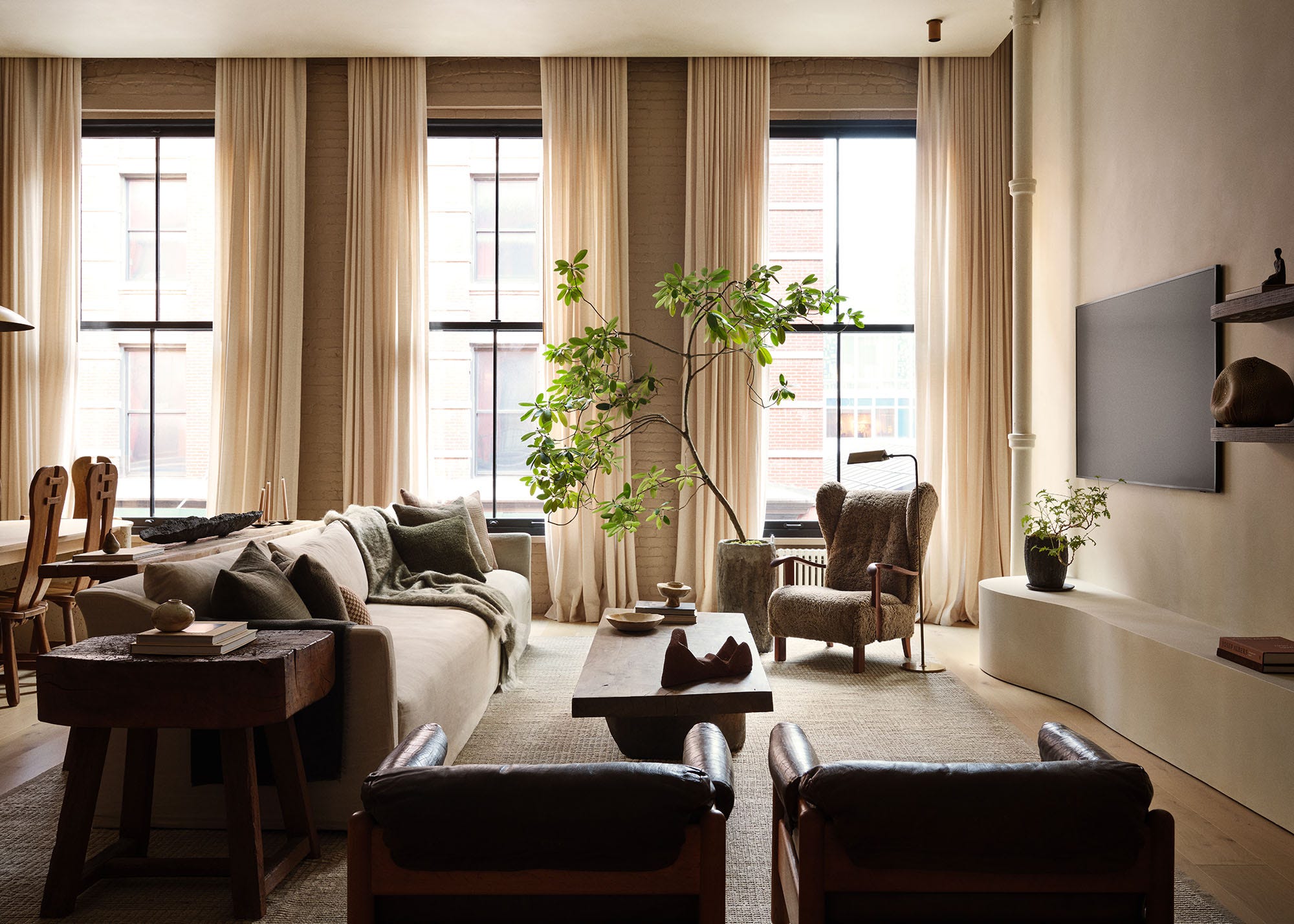 Peek Inside a Gorgeous Soho Loft Inspired By an Aman Resort