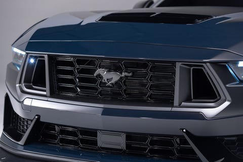 2024 Ford Mustang Dark Horse - Full Image Gallery