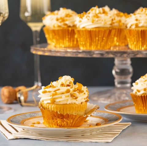 champagne cupcakes with gold sprinkles