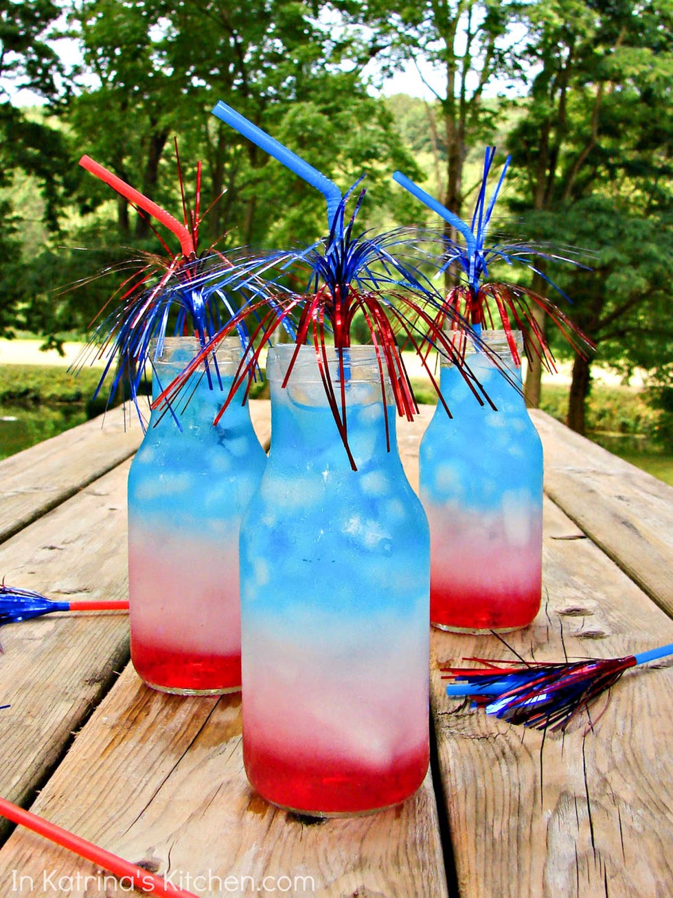 Kid-Friendly Patriotic Punch - Mom Endeavors