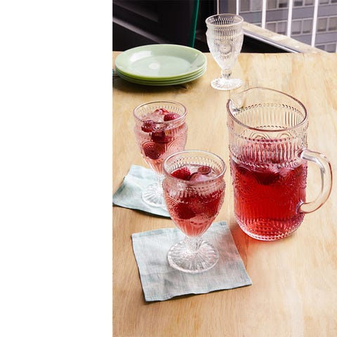 mothers day cocktails strawberry sangria