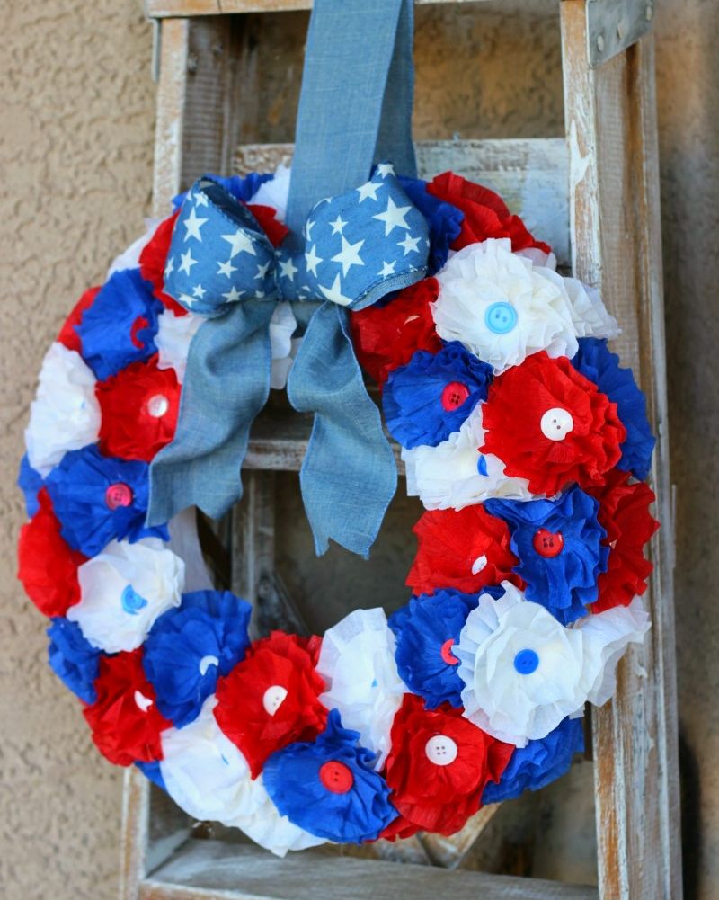 4th of july wreaths crepe paper