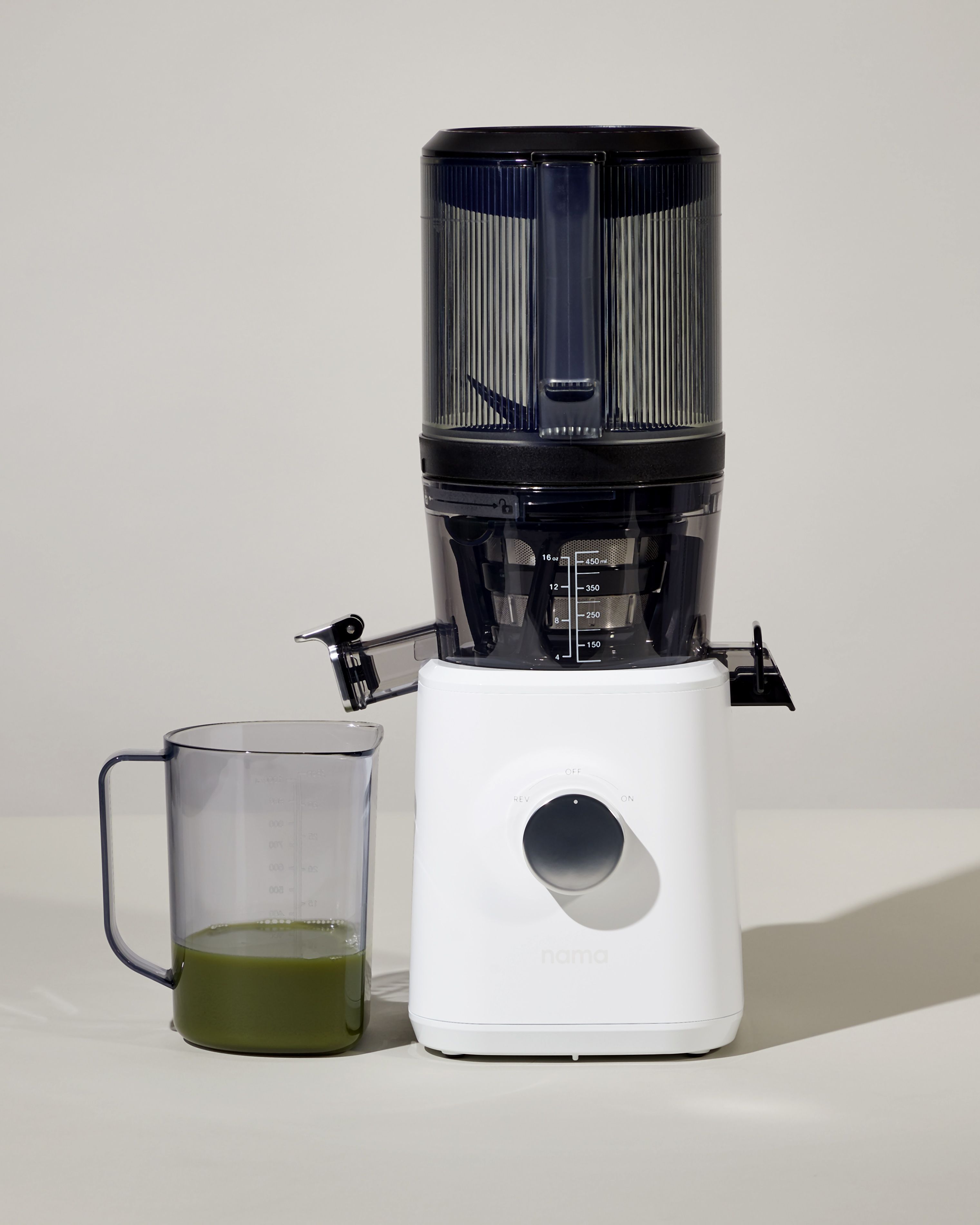 NAMA J2 Juicer Review 2023 - Everything You Need to Know Before Buying! 