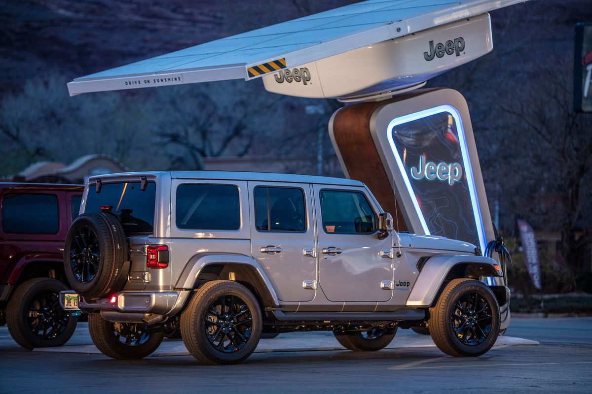 Jeep to Put EV Chargers at Off-Road Trailheads