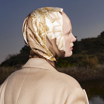 look back anouk, film di rocco gurrieri irene montini ispirato ai foulard creati da fulvia ferragamo, 2021