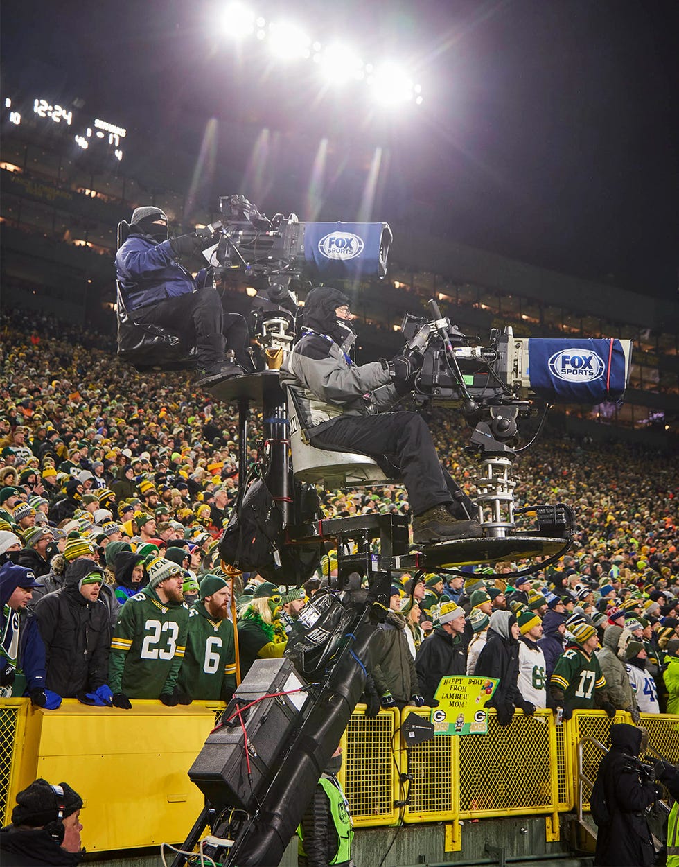 Inside a Fox Sports NFL Playoff Broadcast: Erin Andrews, Joe Buck