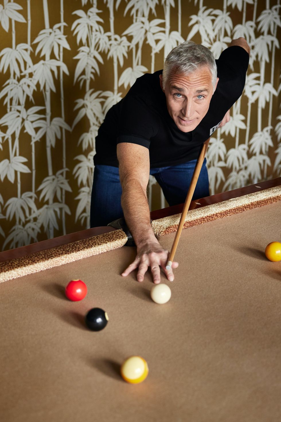 peter culpo playing pool