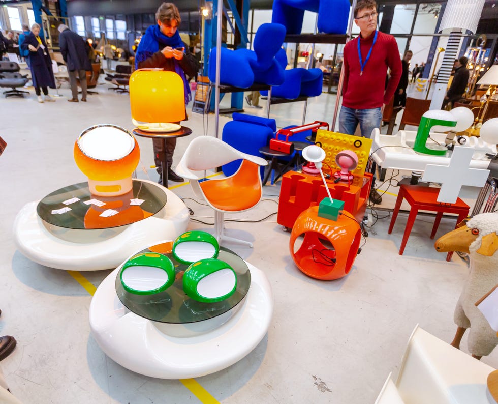 design icons vintage meubel beurs