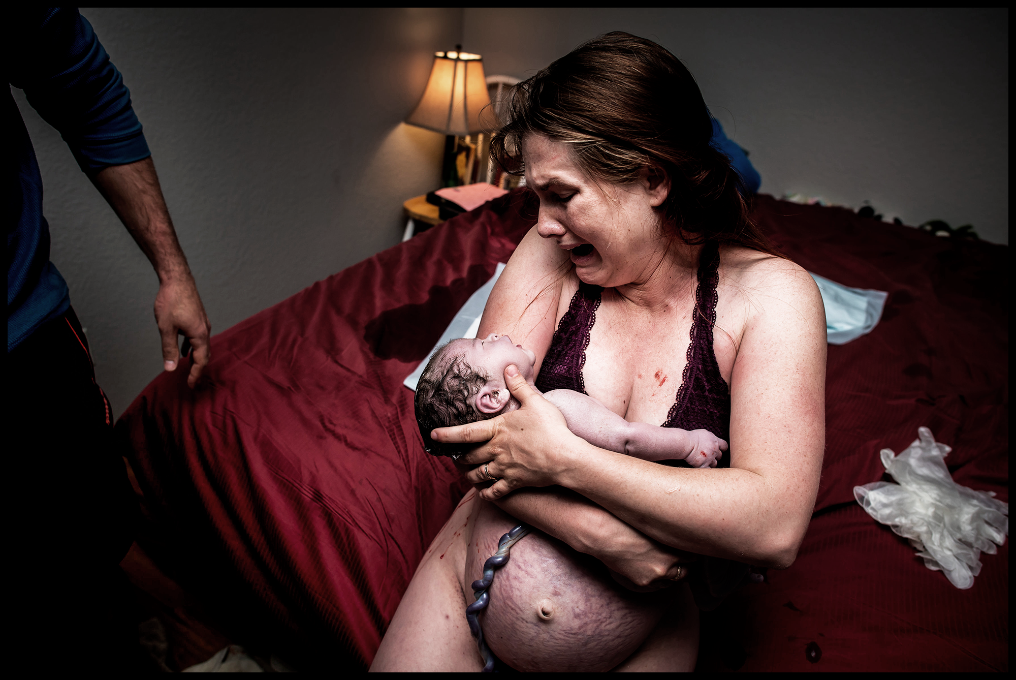 Pregnant Nude Delivery - Empowered Birth Project Fights Childbirth Photos Being Censored on Instagram