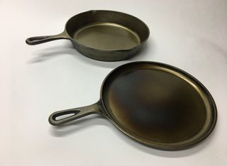seasoning cast iron pans
