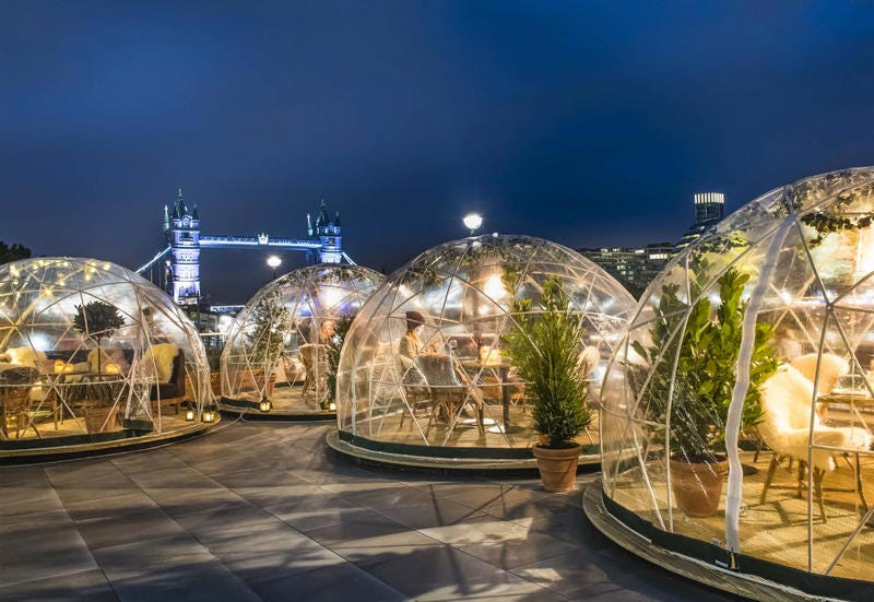 Casa con Cupola in Vetro di Ultima Generazione Personalizzata