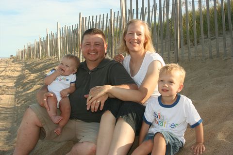 Liz Harms stupid cancer colon survivor family 