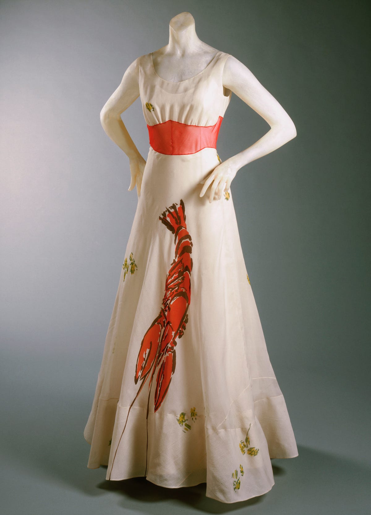 SCHIAPARELLI & CHANEL - INNOVATING ART AND INDUSTRY —