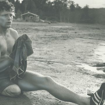Restricted Use: Terry Fox sitting