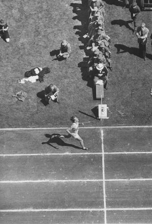 roger bannister running the mile