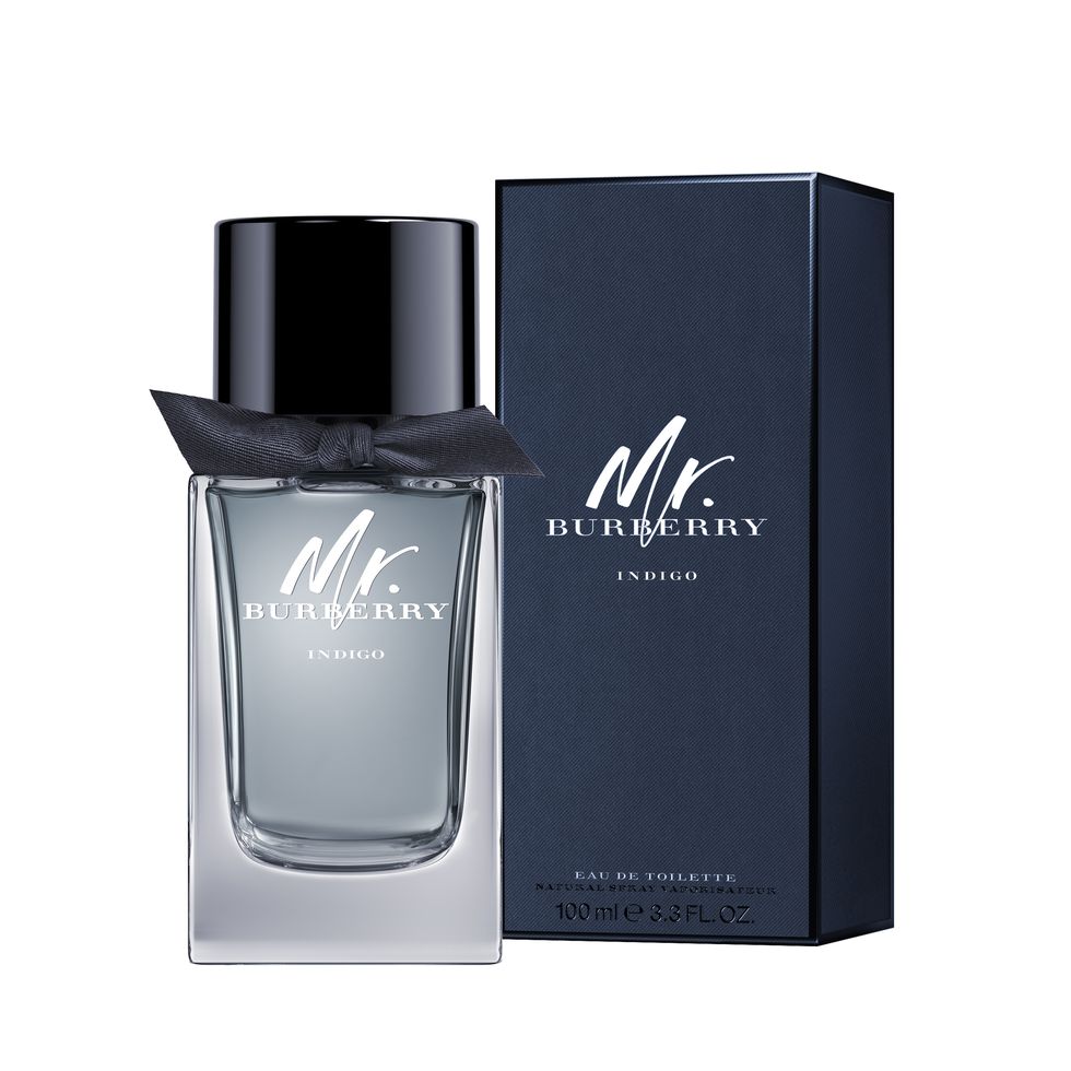 Perfume, Product, Water, Fluid, Liquid, Personal care, Deodorant, Aftershave, Brand, Cosmetics, 