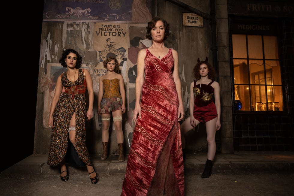 dope girls,22 02 2025,billie cassidy umi myers, violet davies eliza scanlen, kate galloway julianne nicholson, evie galloway eilidh fisher,badwolf productions,ray burmiston