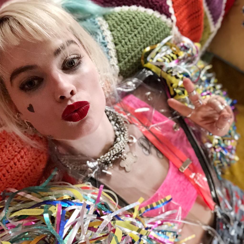 Margot Robbie se quitaba el maquillaje de Harley Quinn con una manguera