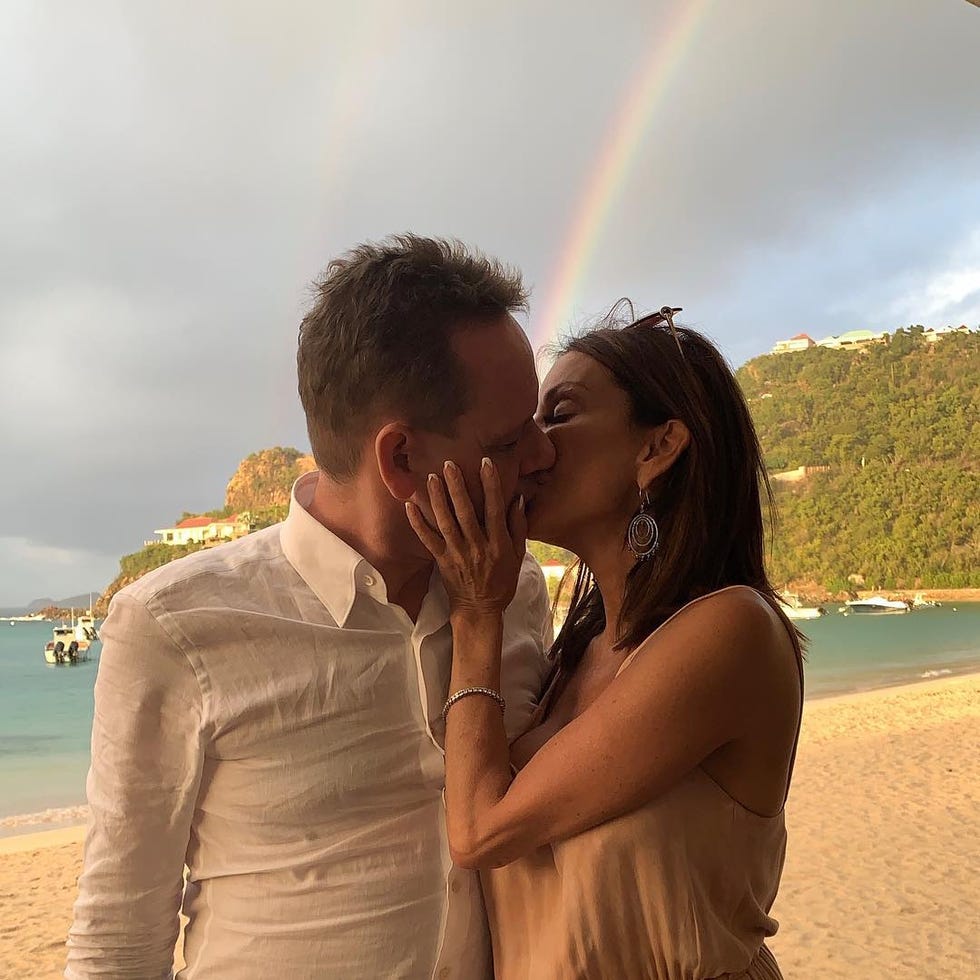 Romance, Love, Honeymoon, Interaction, Happy, Forehead, Fun, Kiss, Gesture, Sky, 