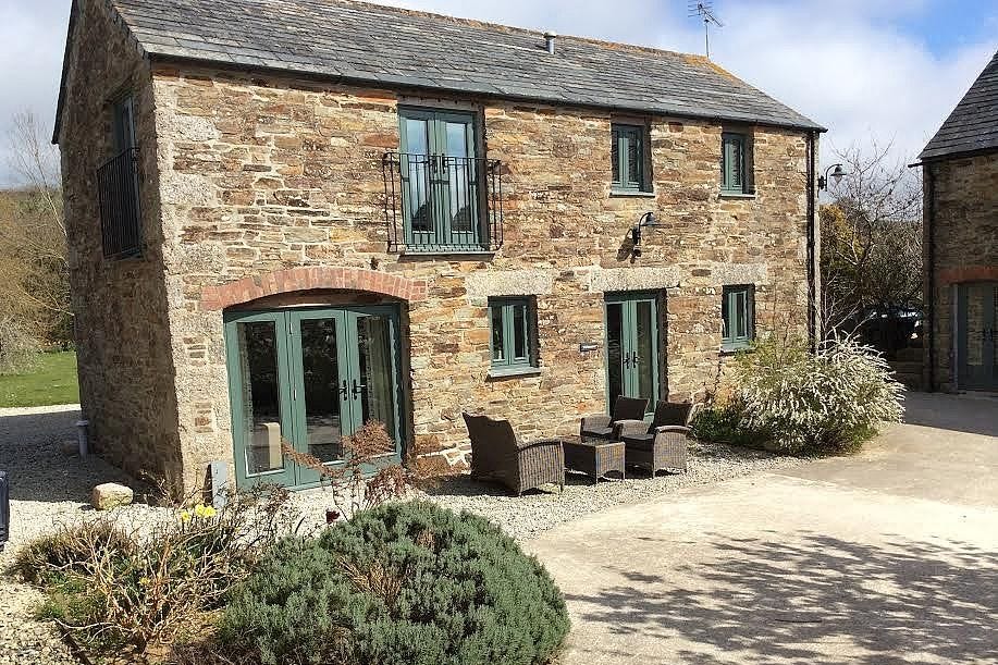 Where is Poldark filmed? Where is Poldark filmed?