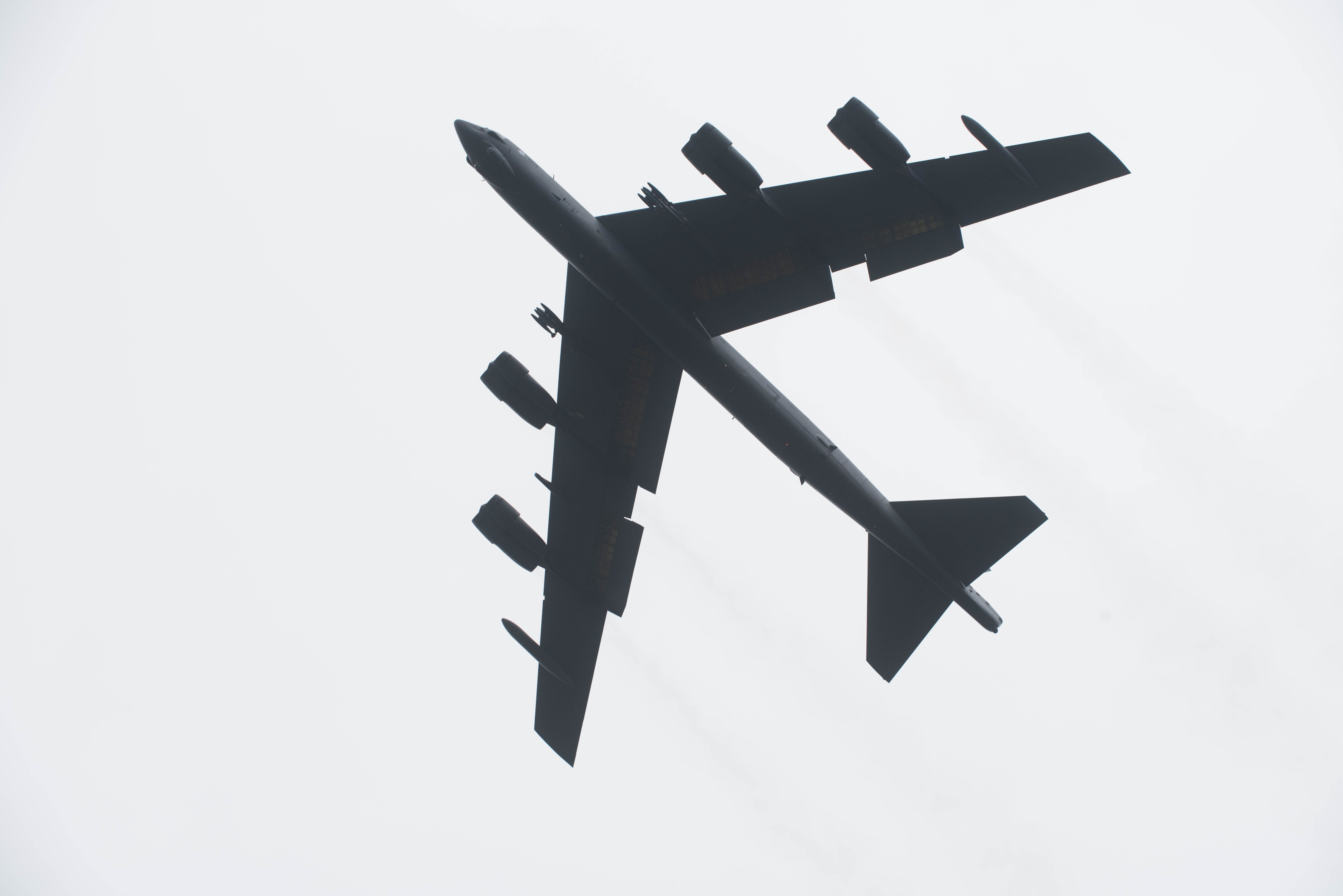米空軍爆撃機「B-52H」が2019年3月14日に欧州上空を飛行した理由
