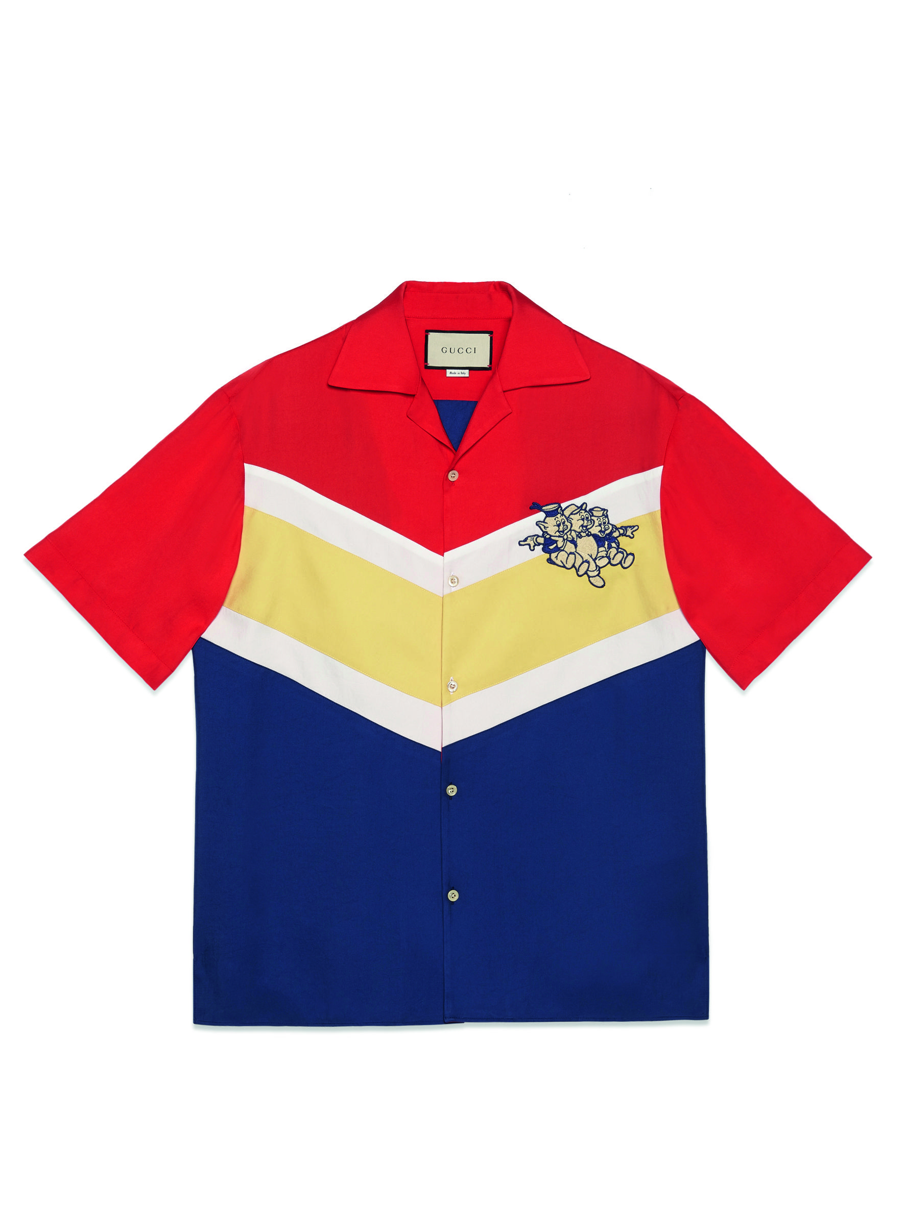 T-shirt, Clothing, Red, Sleeve, Flag, Polo shirt, Collar, Outerwear, Top, Brand, 