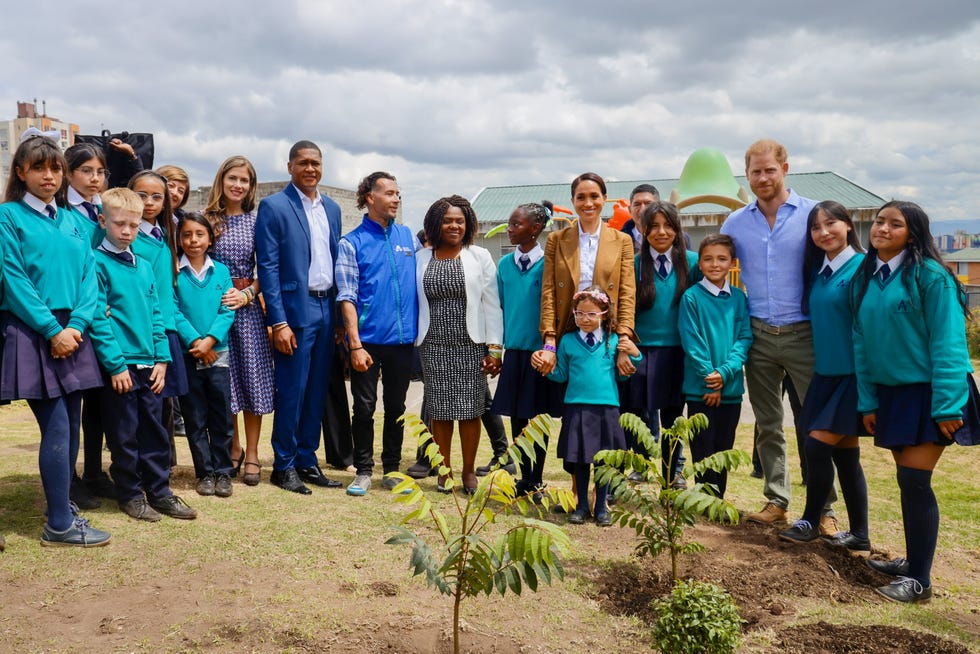 prince harry meghan markle colombia