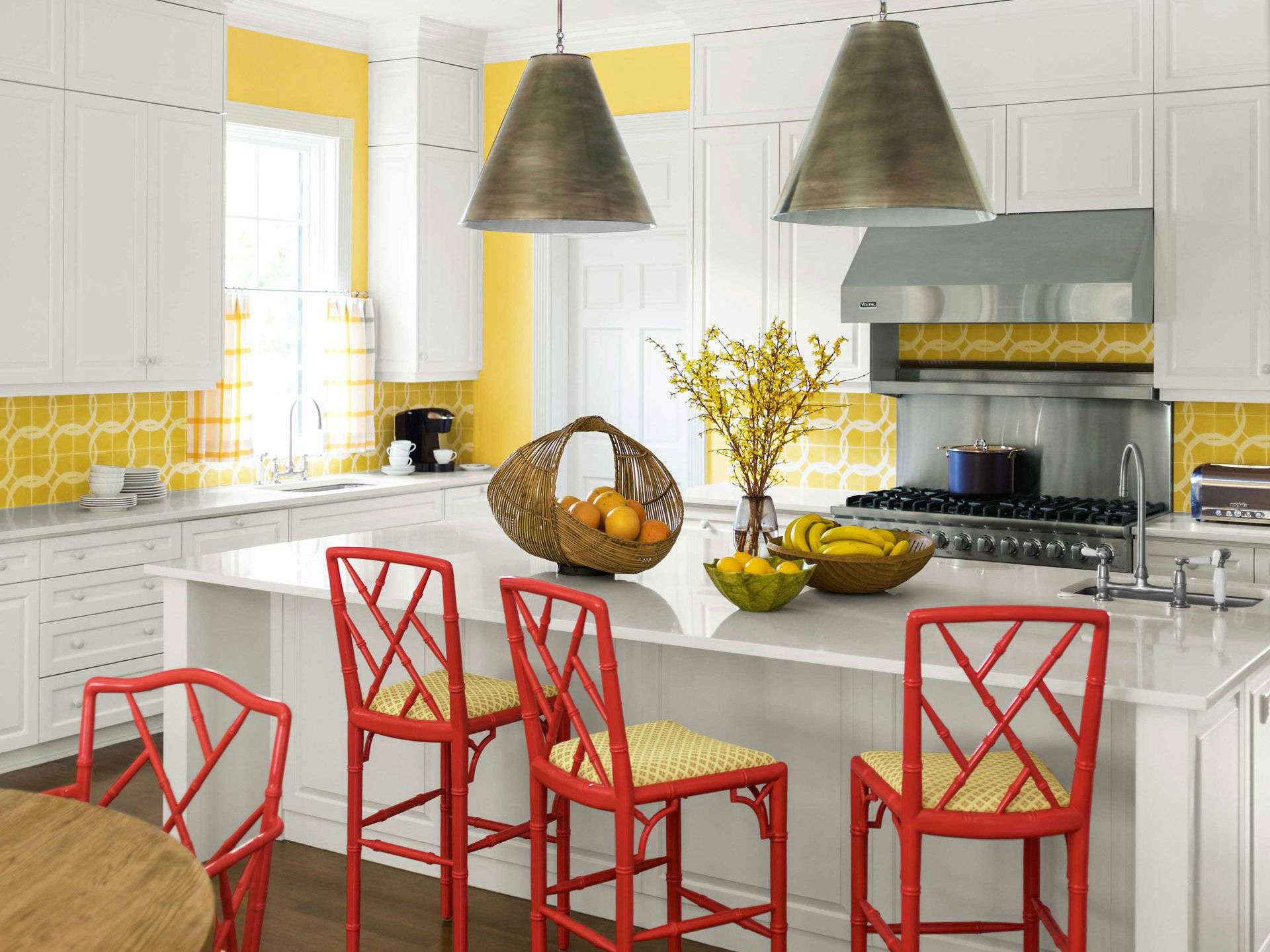 yellow accent wall in kitchen
