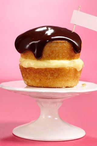 tempting chocolate chip recipes -boston creme cupcakes