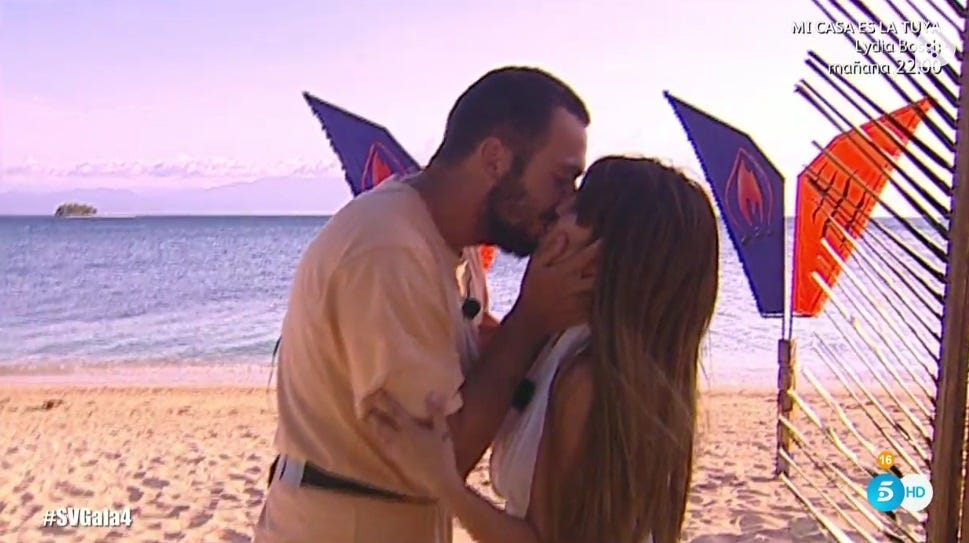 Romance, Love, Interaction, Vacation, Fun, Kiss, Honeymoon, Sand, Beach, Summer, 