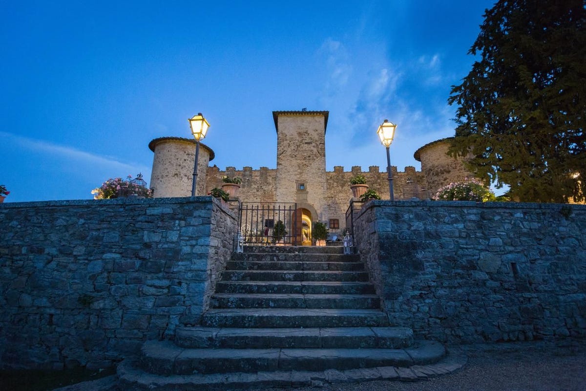 Castello di Gabbiano in Toscane