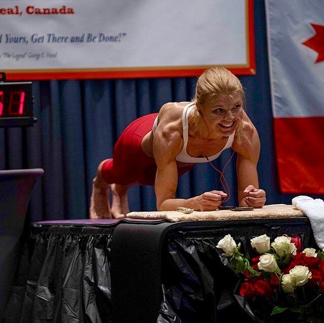 Watch This Woman Set The World Record For Longest Plank
