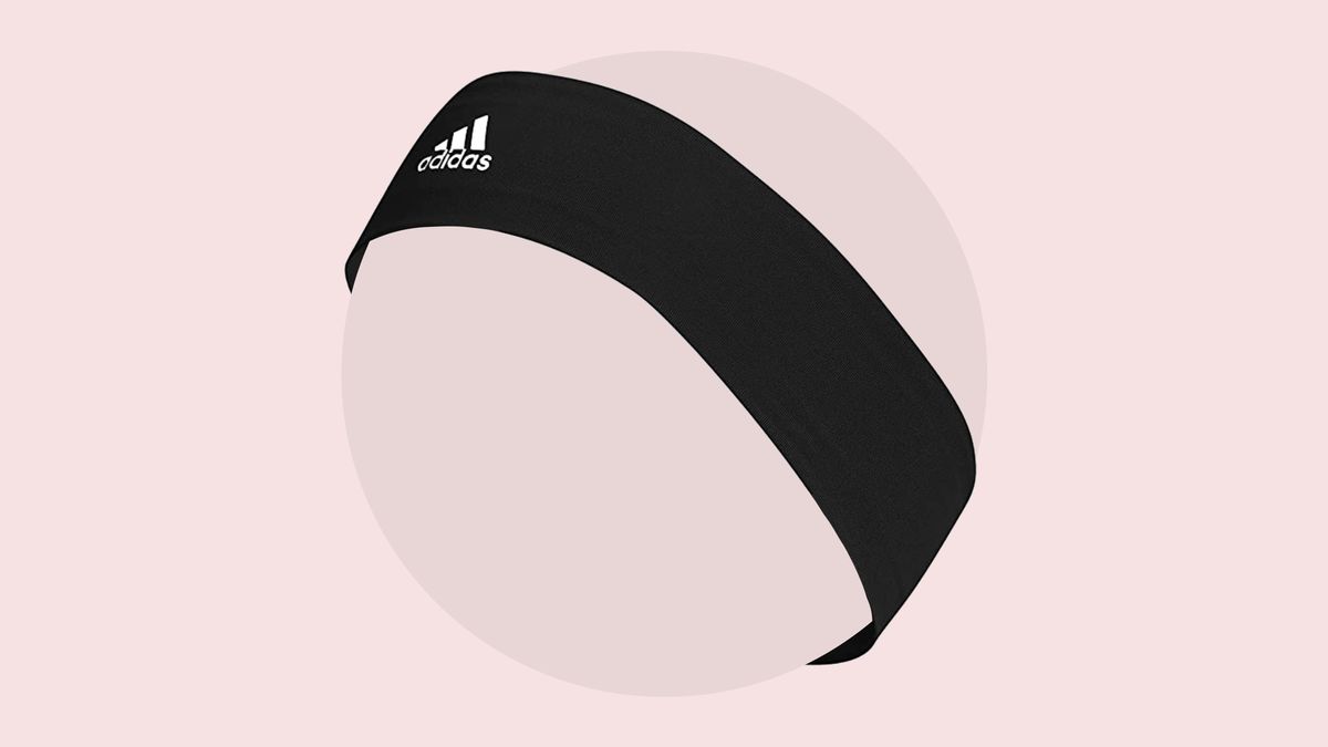 The 10 Best Sports Headbands Will Keep Your Brow Sweat-Free