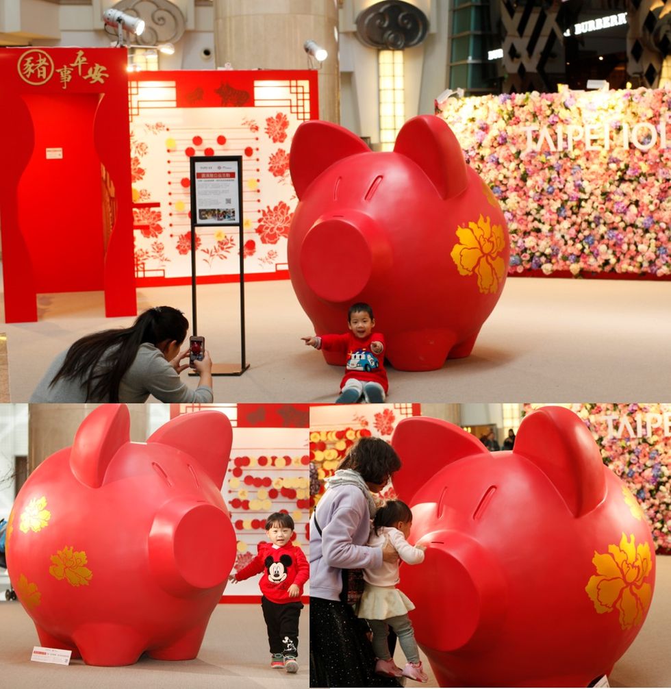 Red, Pink, Piggy bank, Interior design, Love, Valentine's day, Leisure, Balloon, Furniture, 
