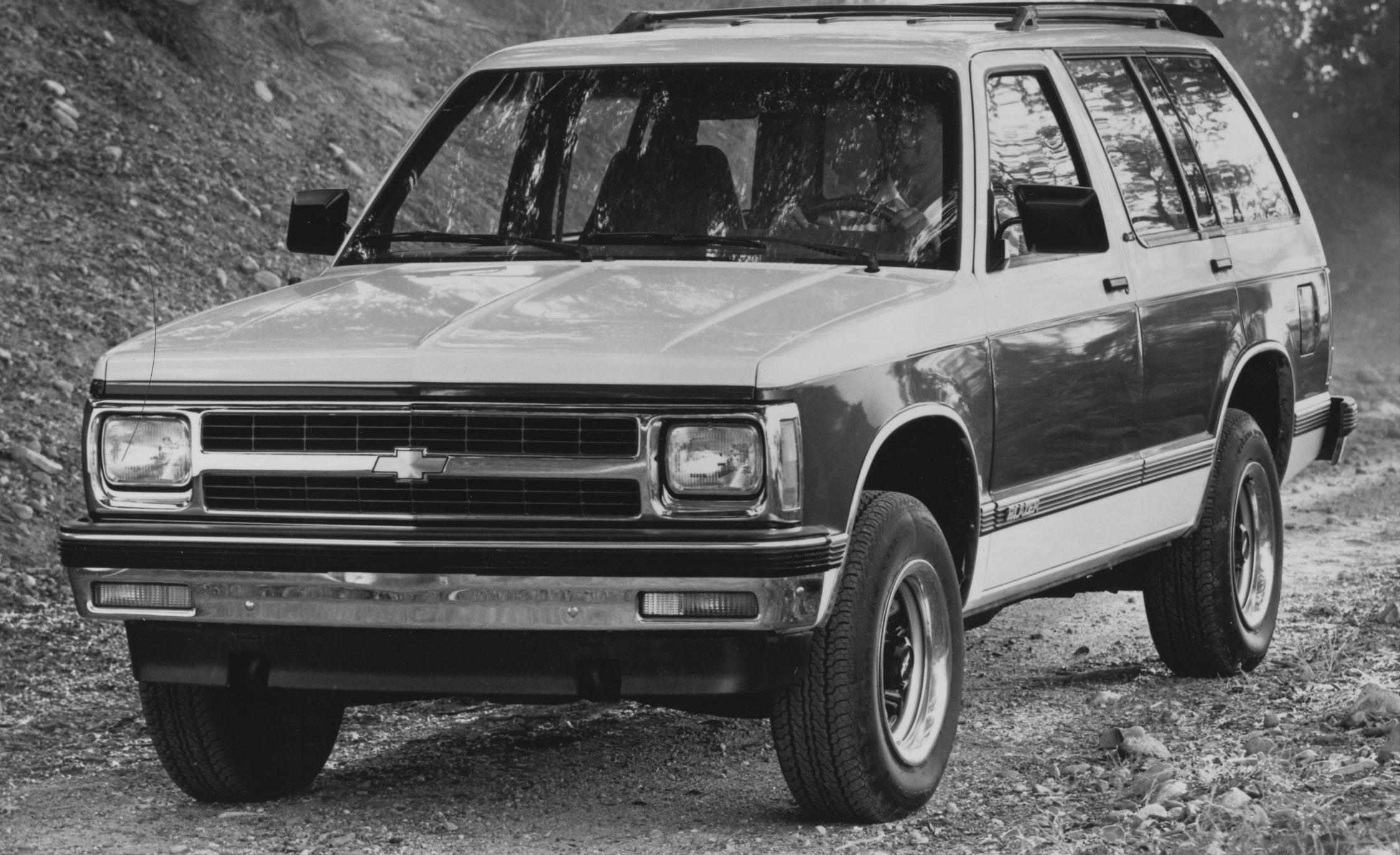 Informar Fracaso pérdida A Visual History of the Chevrolet Blazer: 1969 to Today