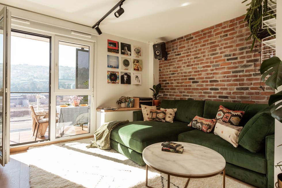 boho studio dan con la clave para transformar una anodina casa de nueva obra en bilbao en una oda al estilo industrial