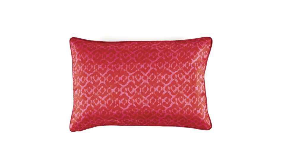 Pillow, Pink, Cushion, Red, Throw pillow, Furniture, Rectangle, Orange, Textile, Linens, 