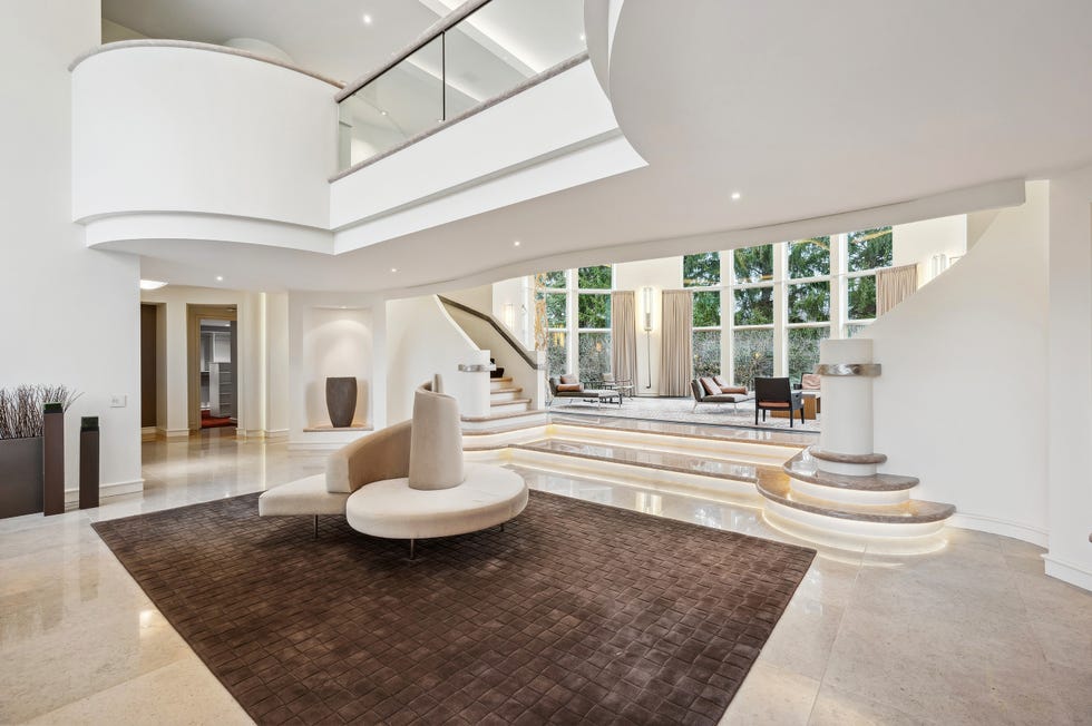 michael jordan mansion