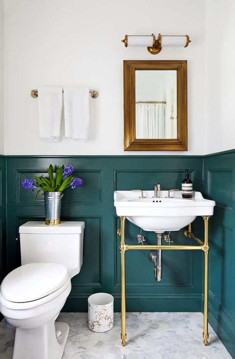 Bathroom, Room, Blue, Purple, Turquoise, Green, Sink, Property, Tap, Bathroom cabinet, 