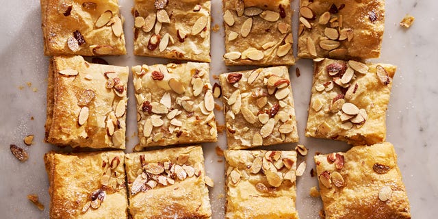 5 ingredient almond croissant