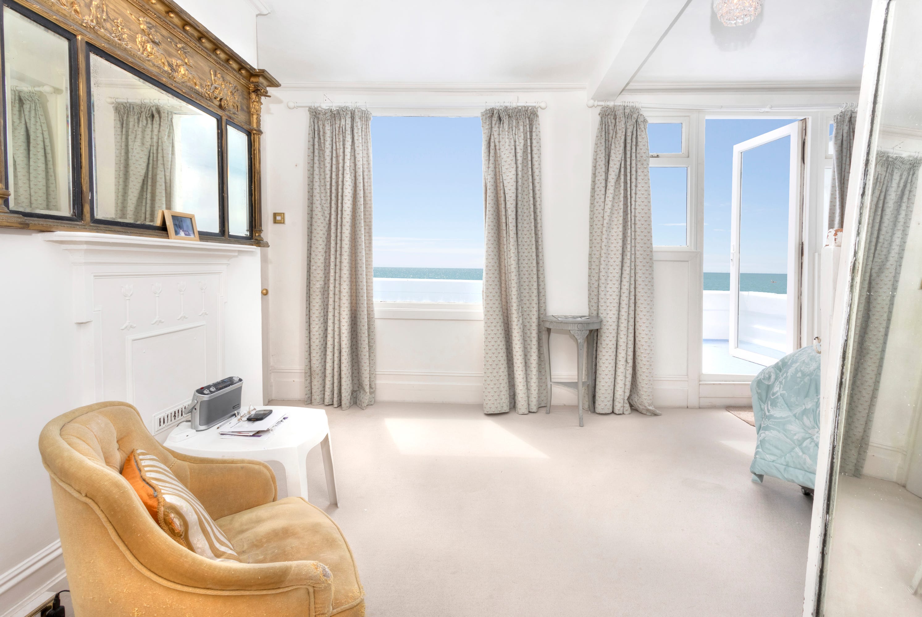 Coastal Villa With Private Beach In Hove For Sale – Western Esplanade ...