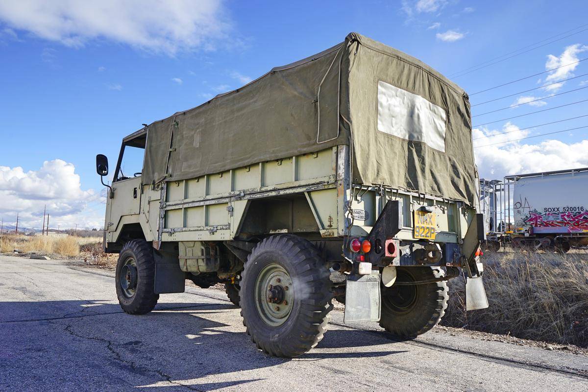 This Land Rover 101 Forward Control Laughs At Your Puny Defender 5202