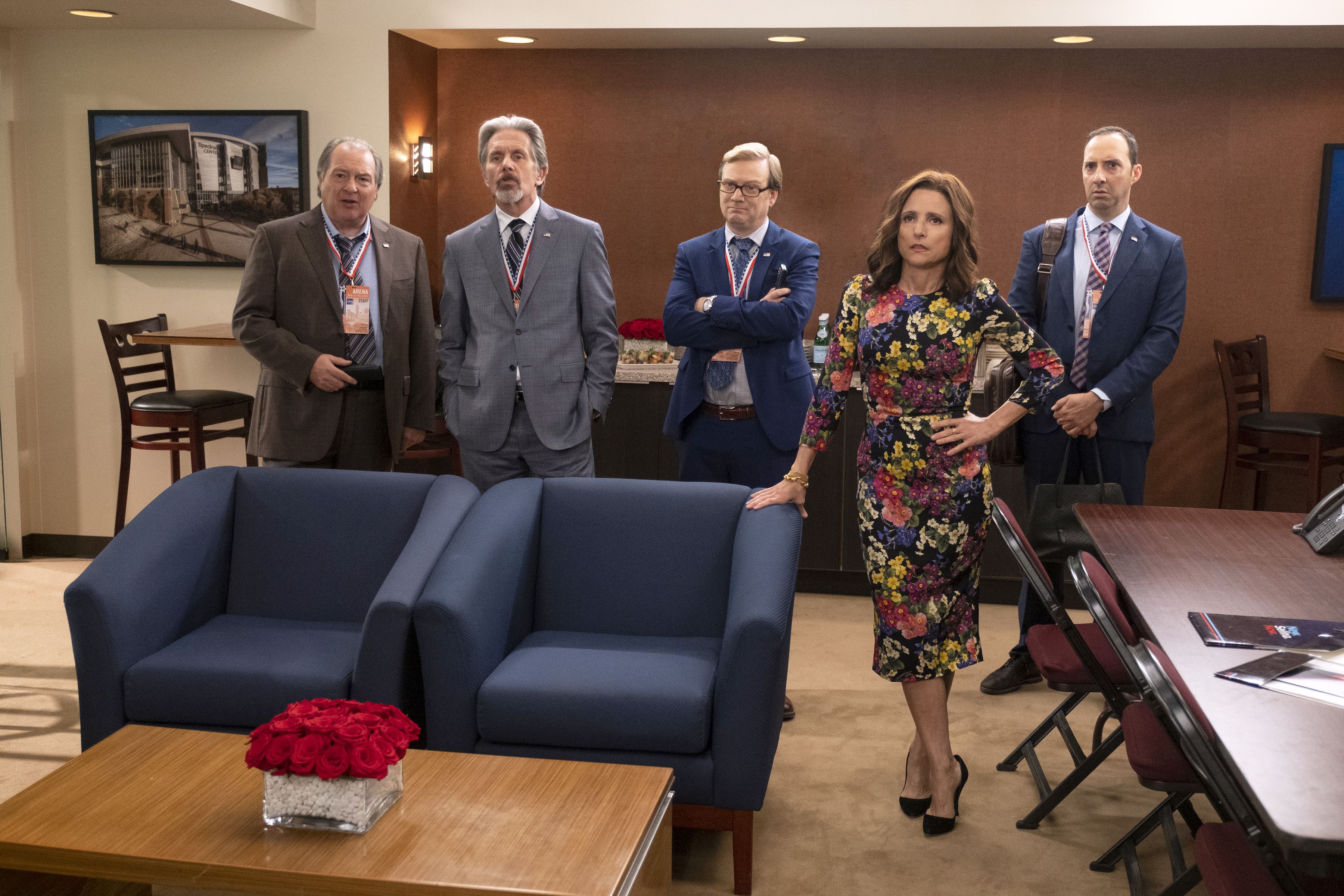 Julia Louis-Dreyfus Shoots First 'Veep' Scene Since Revealing Her Battle  With Cancer | whas11.com
