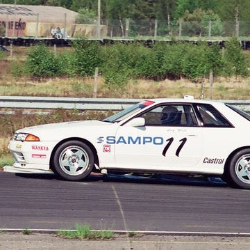 a 1990 nissan gt r group n racer