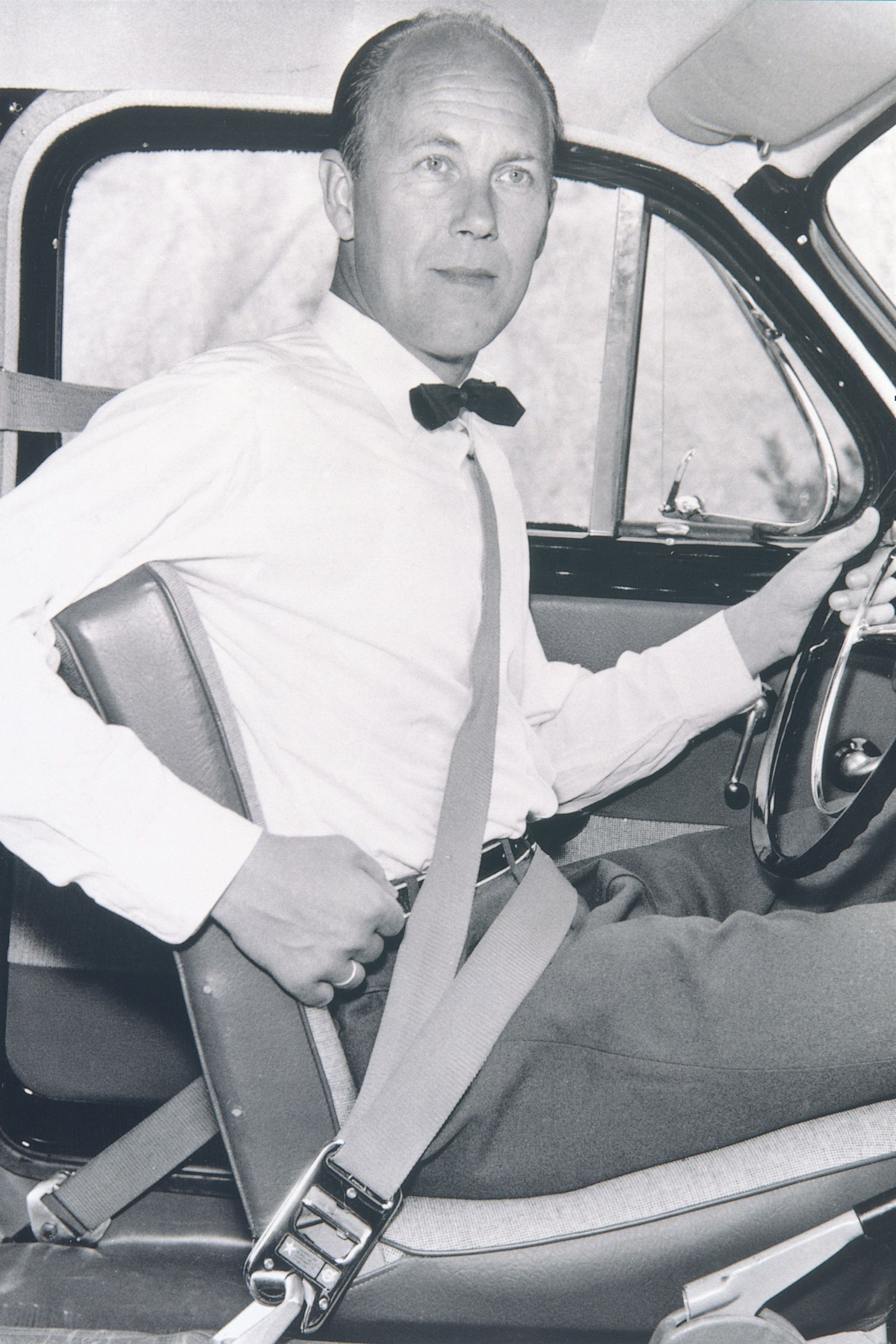 Volvo Invented the Modern Seatbelt With Help From the Swedish National  Power Company